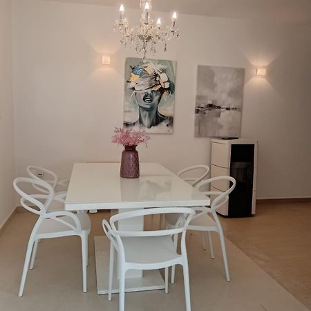 House Pierro Apartment Орашац Екстериор снимка