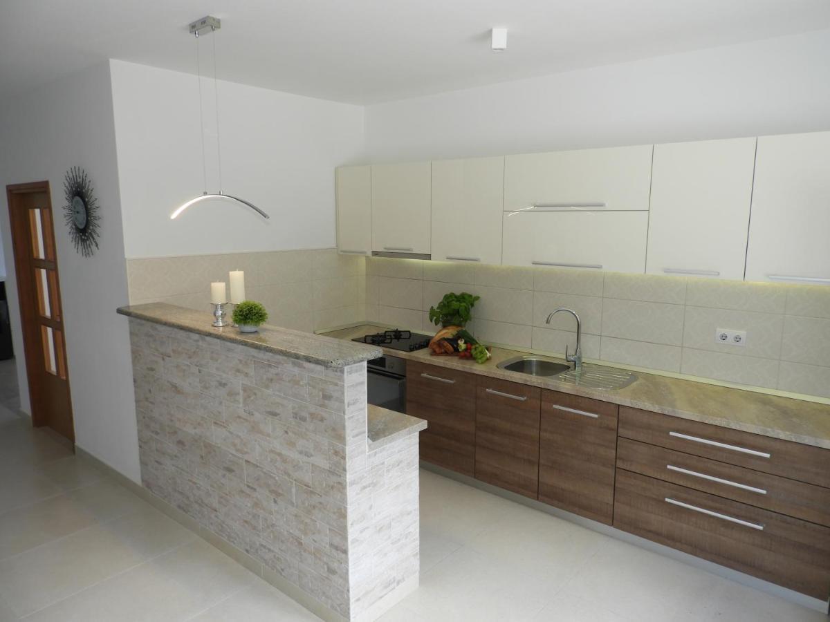 House Pierro Apartment Орашац Екстериор снимка